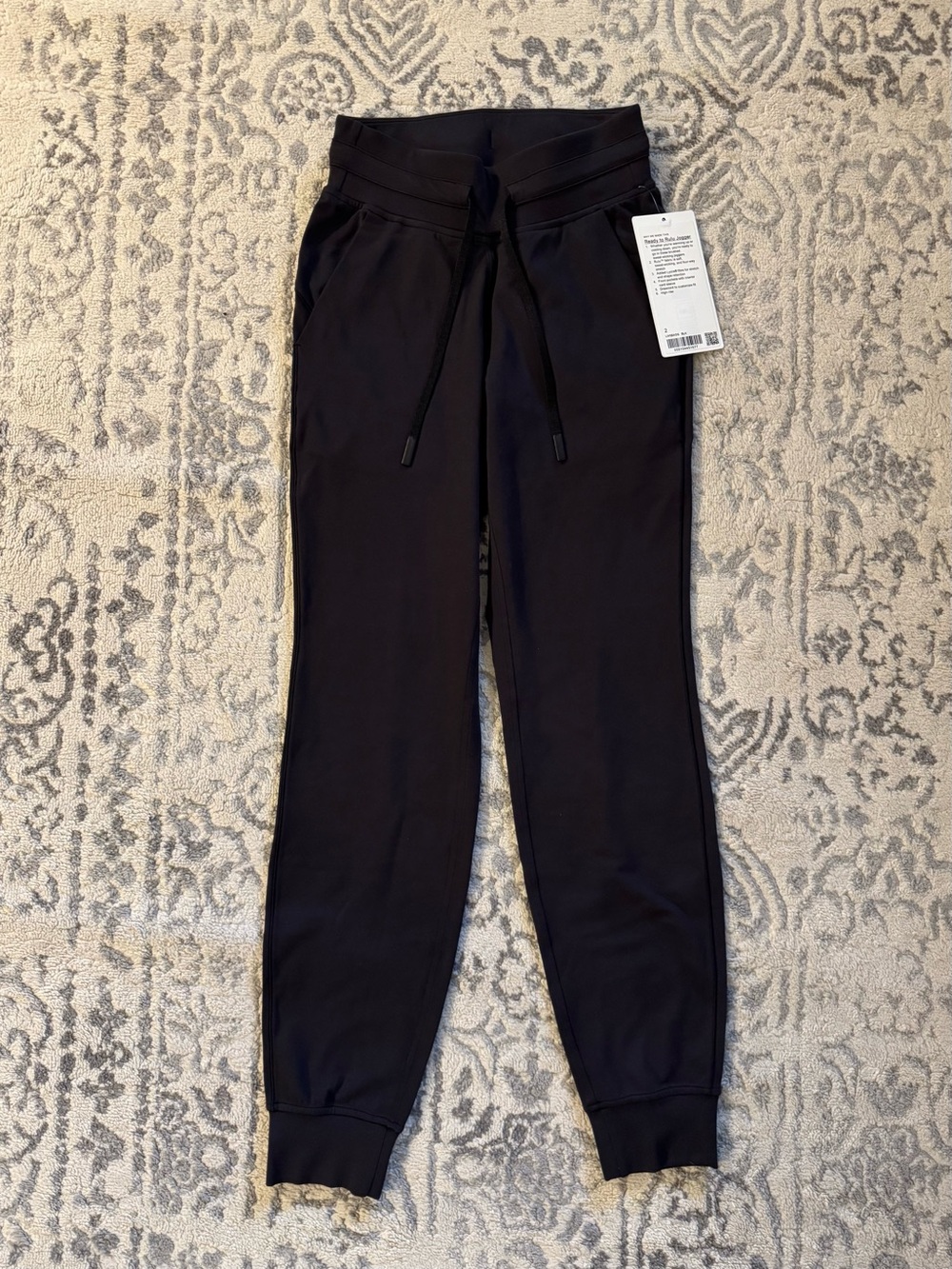 lululemon athletica NWT Black Ready to Rulu Joggers